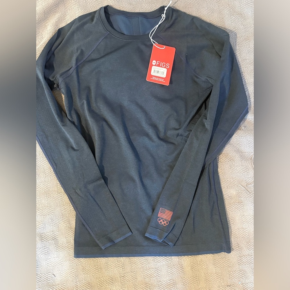 Team USA FIGS Salta women’s Long-Sleeve seamless underscrub-navy